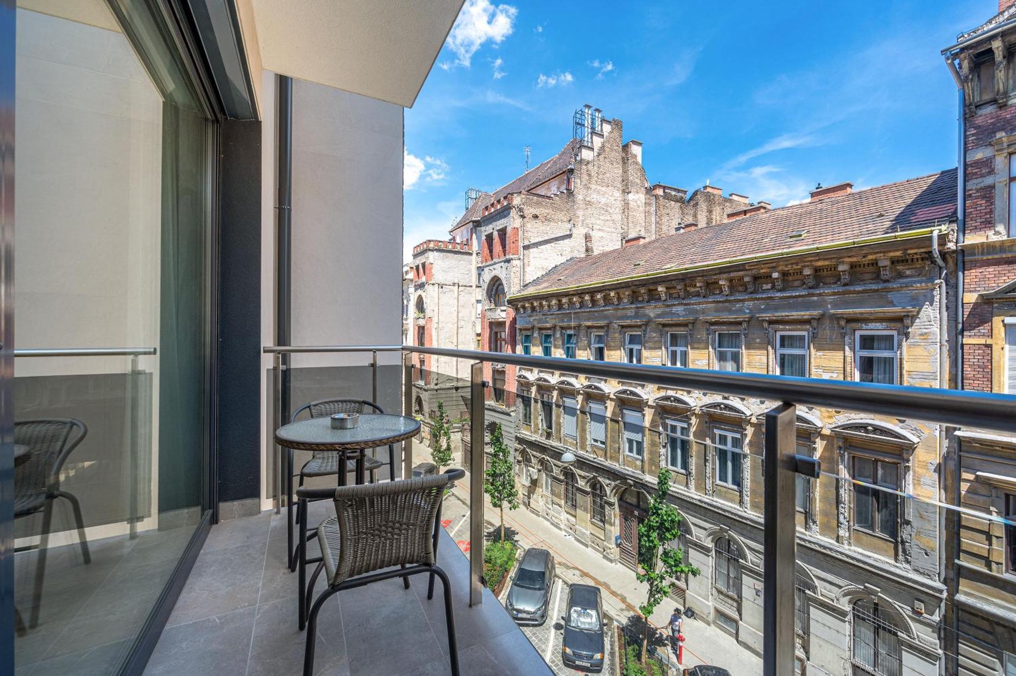 2 Bedroom Flat In City Centre — Fotók 1